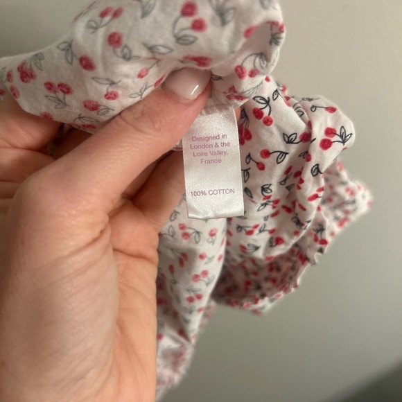 Rachel Riley Cherry Button up blouse! 18 months Excellent condition!100% cotton - Picture 7 of 7